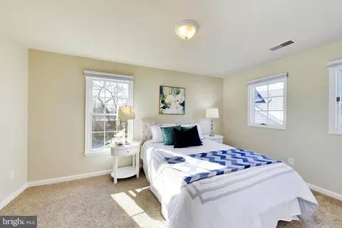Bedroom - 9200 Linden Grove Ct, Silver Spring, MD 20910 photo 3 of 8