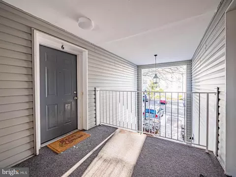 2600 Camelback Ln #6, Silver Spring, MD 20906 photo 3