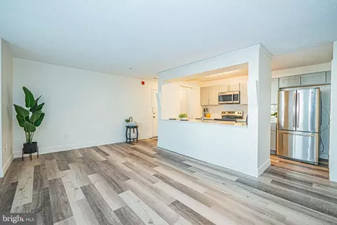 2600 Camelback Ln #6, Silver Spring, MD 20906 photo 9