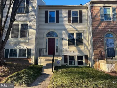 25 Drumcastle Ct, Germantown, MD 20876