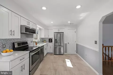 738 Dennis Ave, Silver Spring, MD 20901 photo 6
