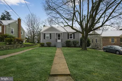 Exterior - 11721 King Tree St, Silver Spring, MD 20902 photo 2 of 6
