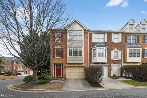 5433 Whitley Park Ter #36, Bethesda, MD 20814