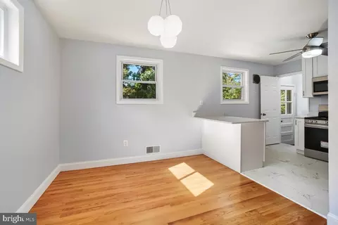 229 Hannes St, Silver Spring, MD 20901 photo 9
