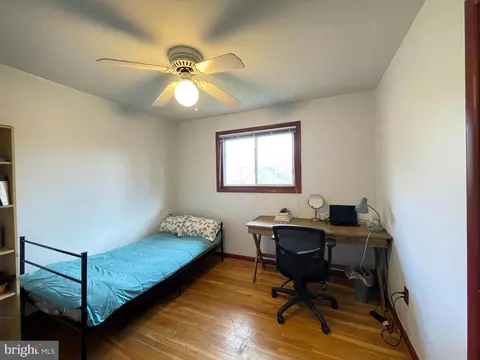2211 Mark Ct, Silver Spring, MD 20910 photo 8
