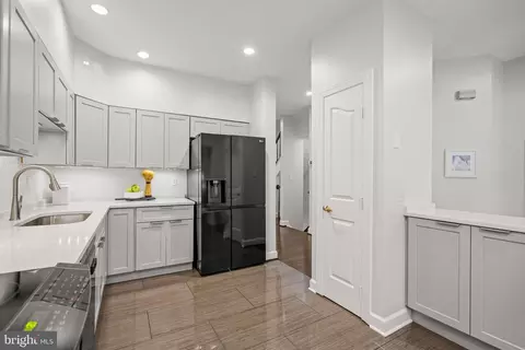 7822 Oracle Pl, Potomac, MD 20854 photo 9