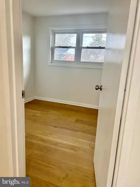905 Benson Ter, Silver Spring, MD 20901 photo 7