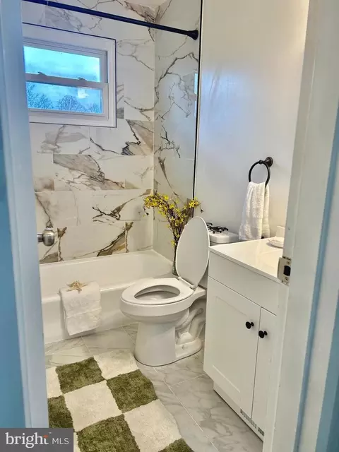 905 Benson Ter, Silver Spring, MD 20901 photo 10