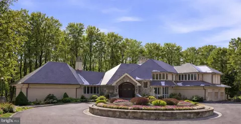 11940 River Rd, Potomac, MD 20854