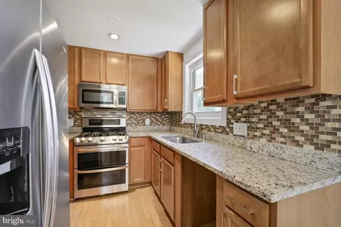 Kitchen - 10213 Duvawn Pl, Silver Spring, MD 20902 photo 1 of 5