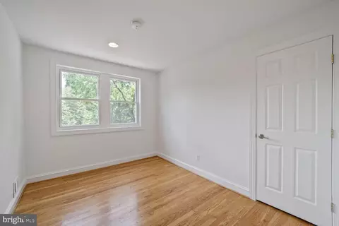 Bedroom - 10213 Duvawn Pl, Silver Spring, MD 20902 photo 4 of 4
