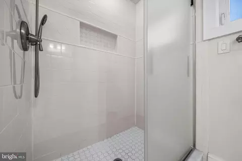 Bath - 8210 Grove St, Silver Spring, MD 20910 photo 3 of 5