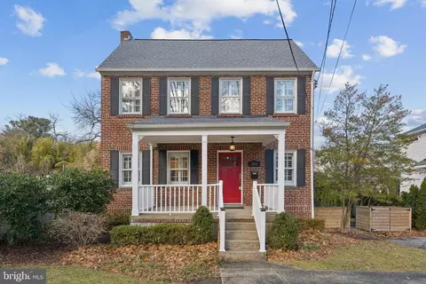 3515 Taylor St, Chevy Chase, MD 20815