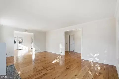 Living - 9708 Dameron Dr, Silver Spring, MD 20910 photo 2 of 6