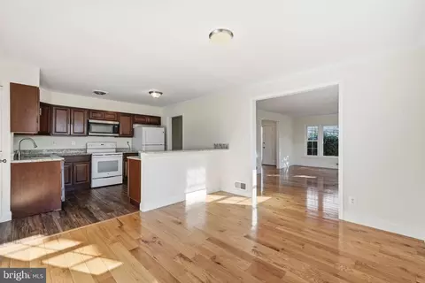 Entry Way - 9708 Dameron Dr, Silver Spring, MD 20910 photo 2 of 3