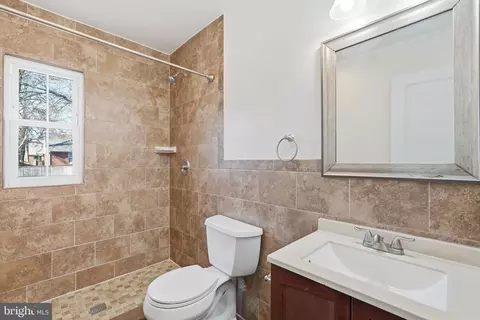 Bath - 9708 Dameron Dr, Silver Spring, MD 20910 photo 2 of 3