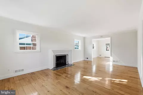 Living - 9708 Dameron Dr, Silver Spring, MD 20910 photo 1 of 6