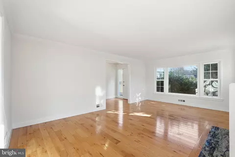 Living - 9708 Dameron Dr, Silver Spring, MD 20910 photo 3 of 6