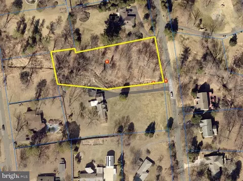 13208 Valley Dr, Rockville, MD 20850