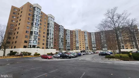 15115 Interlachen Dr #3-801, Silver Spring, MD 20906