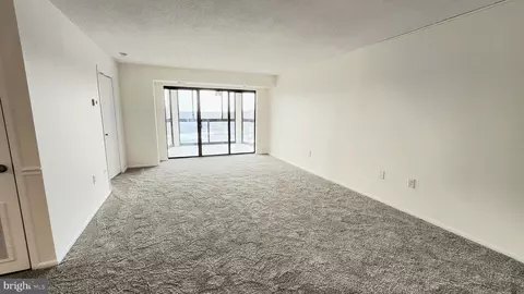 15115 Interlachen Dr #3-801, Silver Spring, MD 20906 photo 6