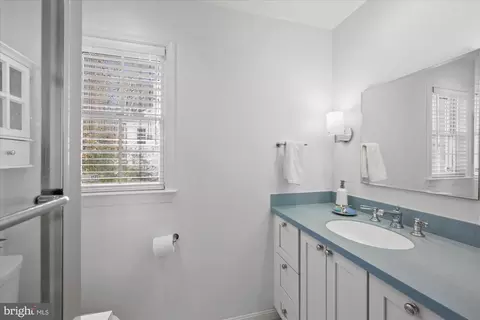 7616 Hackamore Dr, Potomac, MD 20854 photo 29