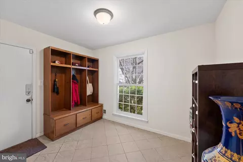 7616 Hackamore Dr, Potomac, MD 20854 photo 20