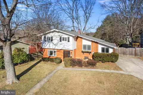 4805 Arctic Ct, Rockville, MD 20853