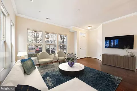 Living - 637 Diamondback Dr #17-A, Gaithersburg, MD 20878 photo 1 of 5