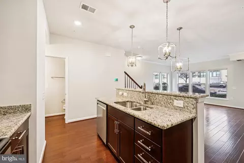 Other - 637 Diamondback Dr #17-A, Gaithersburg, MD 20878 photo 4 of 17