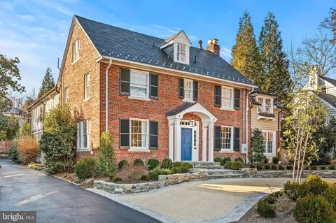 3706 Bradley Ln, Chevy Chase, MD 20815