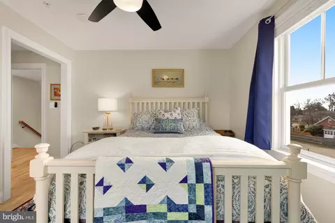 Bedroom - 8803 Courts Way, Silver Spring, MD 20910 photo 5 of 9