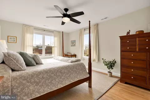 Bedroom - 8803 Courts Way, Silver Spring, MD 20910 photo 1 of 9