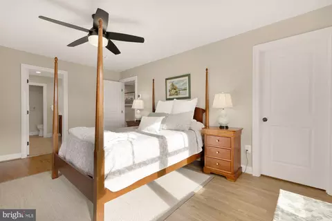 Bedroom - 8803 Courts Way, Silver Spring, MD 20910 photo 3 of 9