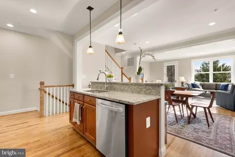 Kitchen - 8803 Courts Way, Silver Spring, MD 20910 photo 4 of 6