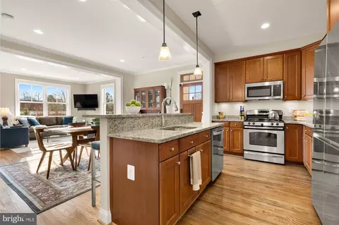 Kitchen - 8803 Courts Way, Silver Spring, MD 20910 photo 2 of 6