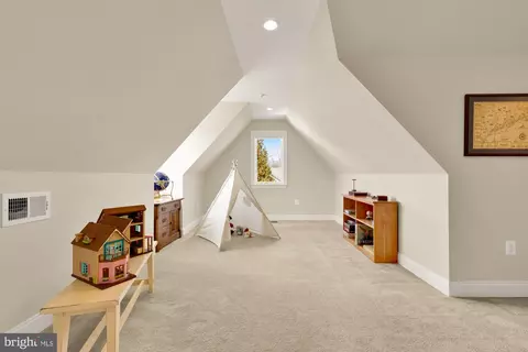 Other - 8803 Courts Way, Silver Spring, MD 20910 photo 8 of 12