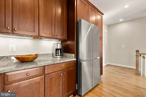 Kitchen - 8803 Courts Way, Silver Spring, MD 20910 photo 6 of 6