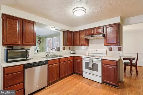 Kitchen - 3024 Memory Ln, Silver Spring, MD 20904 photo 1 of 2
