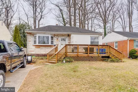 722 Carr Ave, Rockville, MD 20850