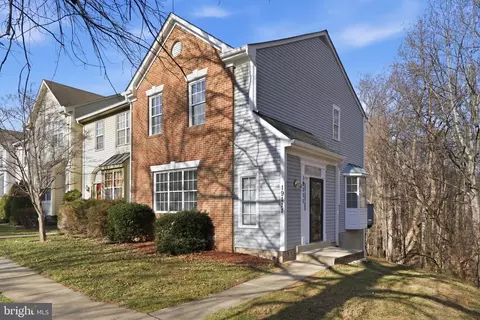 19111 Highstream Dr, Germantown, MD 20874