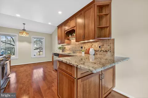 2306 Eagle Rock Pl, Silver Spring, MD 20906 photo 8