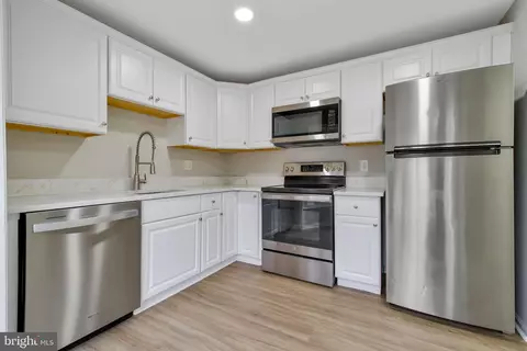 134 Sharpstead Ln, Gaithersburg, MD 20878 photo 5