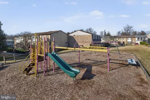 View/Area - 2498 Sun Valley Cir, Silver Spring, MD 20906 photo 1 of 1