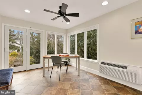 1511 Live Oak Dr, Silver Spring, MD 20910 photo 8