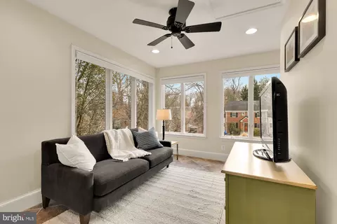 1511 Live Oak Dr, Silver Spring, MD 20910 photo 6