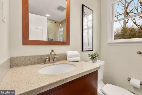 1511 Live Oak Dr, Silver Spring, MD 20910 photo 19