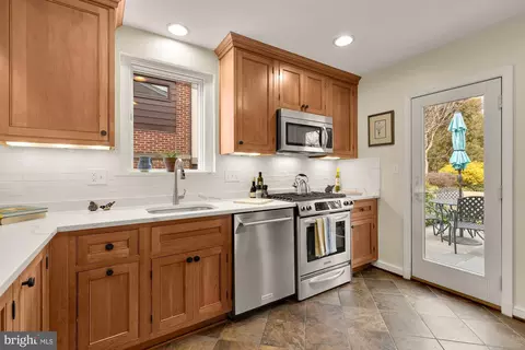1511 Live Oak Dr, Silver Spring, MD 20910 photo 14