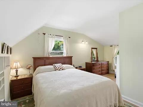Bedroom - 2707 Lindell St, Silver Spring, MD 20902 photo 4 of 8