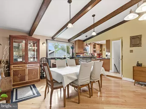 Dining - 2707 Lindell St, Silver Spring, MD 20902 photo 2 of 3